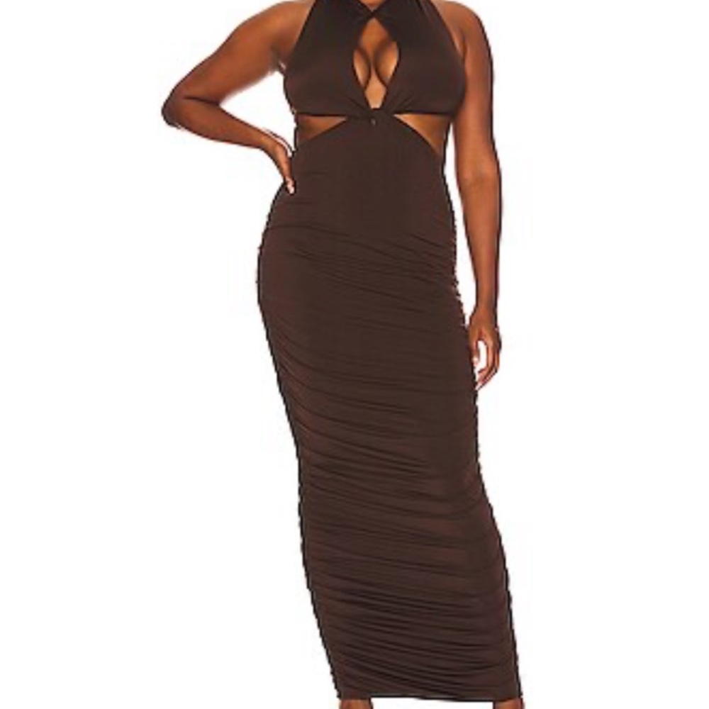 Hannah Maxi Dress in Chocolate
REMI X REVOLVE